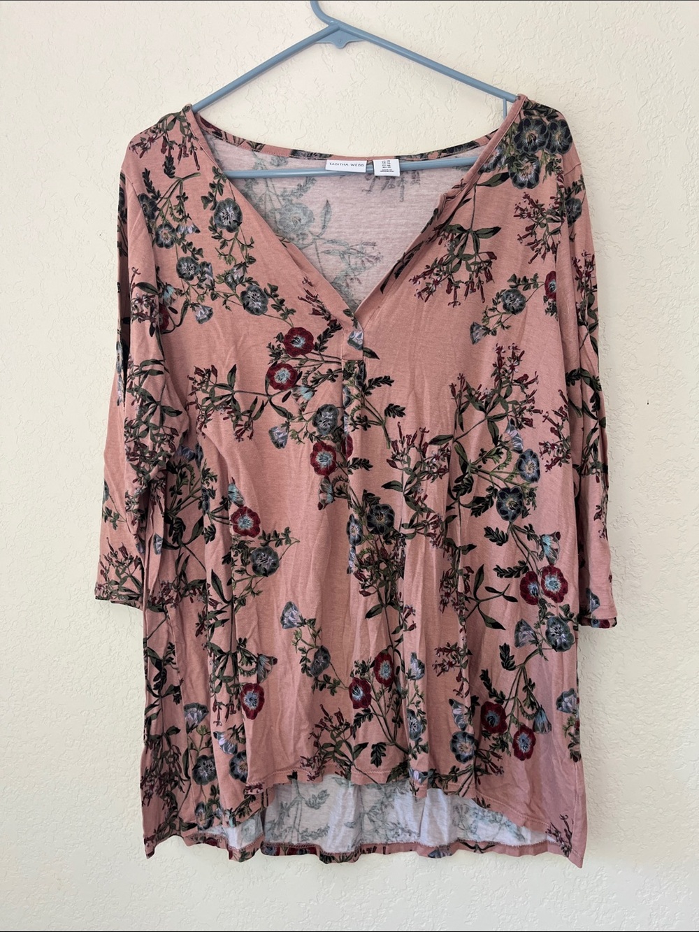 Women's Pink Floral V-Neck Tunic Top